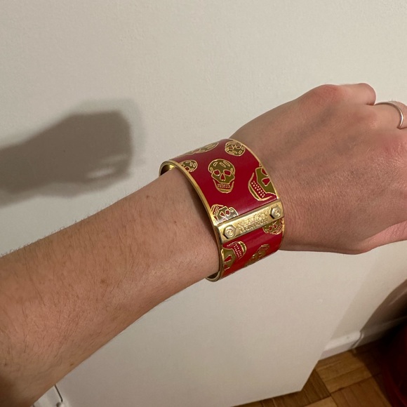 Enamel Alexander McQueen red skull wide bracelet - Picture 3 of 3